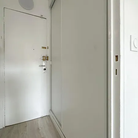 Lägenhet Charming 14m In 17th Arrondissement