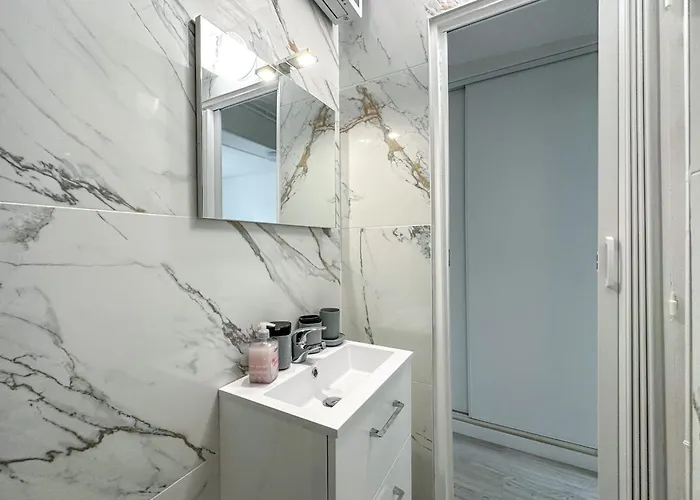 Charming 14m In 17th Arrondissement 公寓 *